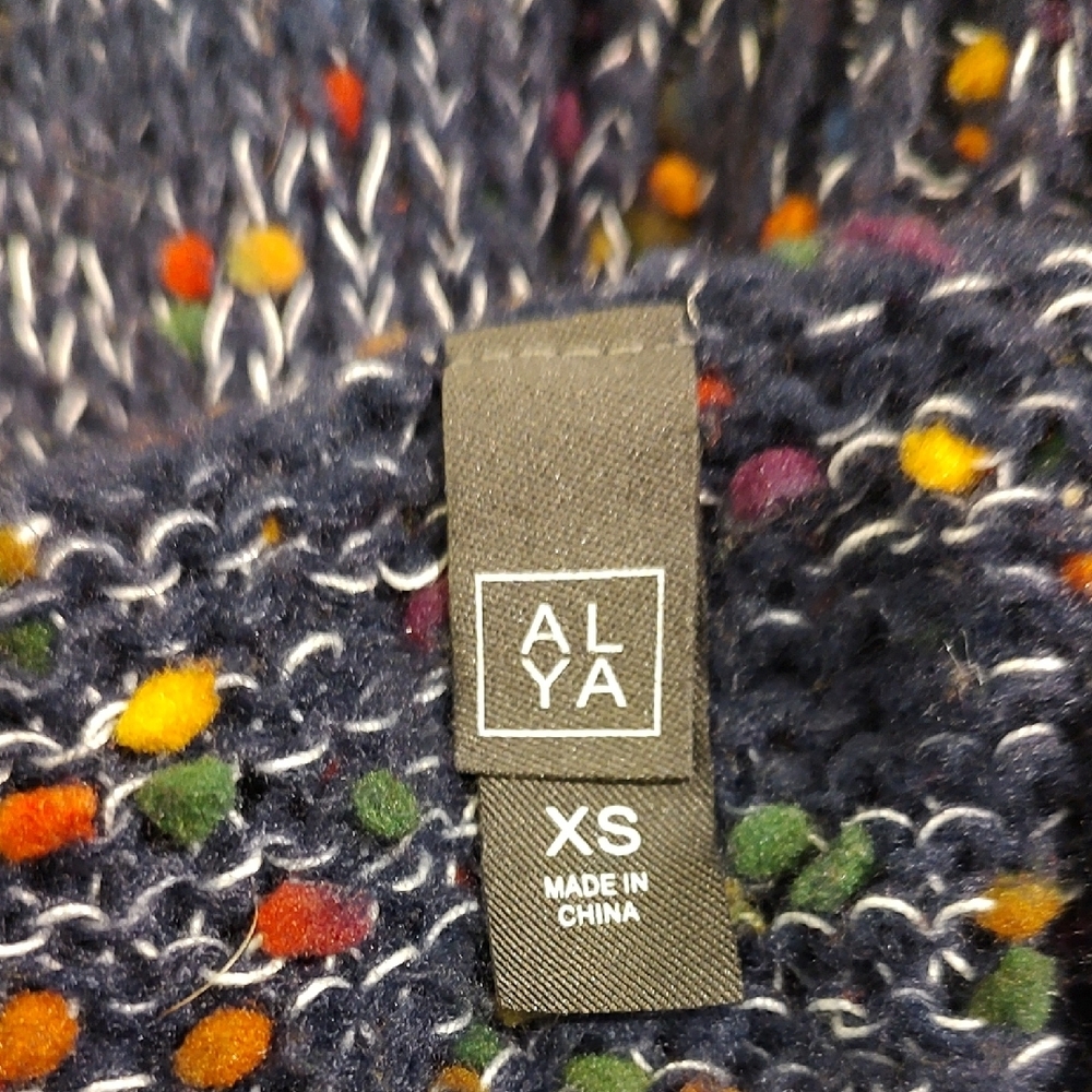 Alya Multicolor Speckled Turtleneck Sweater - Picture 6 of 7